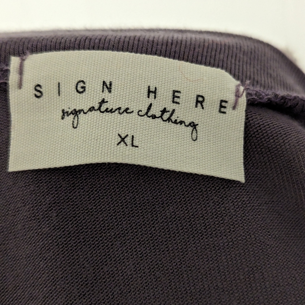 Sign Here. Maxi Dress c200 - Picture 5 of 10